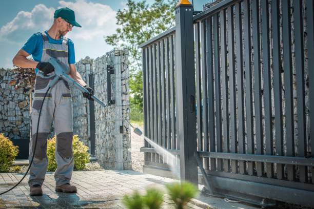 Best Animal Enclosure Cleaning  in Ara, AL